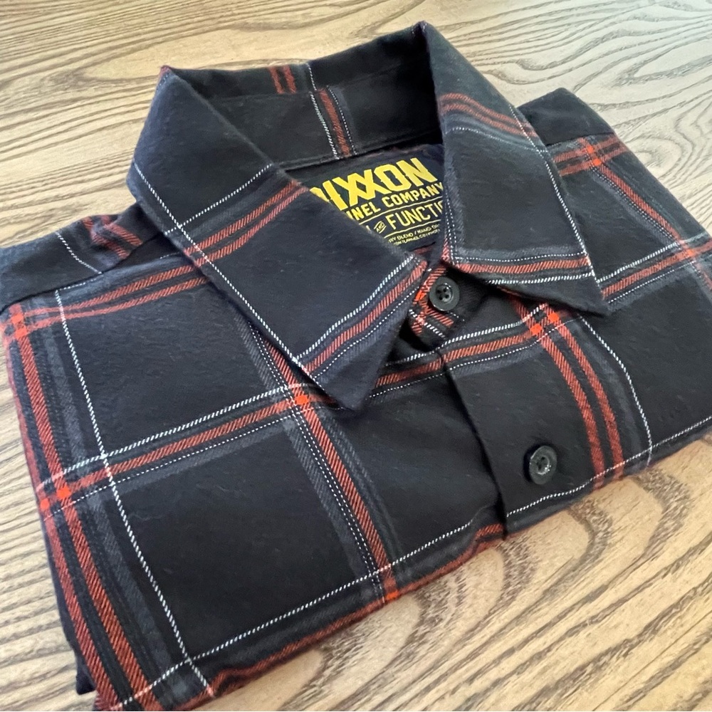 DIXXON Flannel Company Form and Function‎ Black Ted Long Sleeve